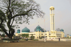 SP/N Nuke Ernawat i- Masjid Raya Al Karomah Kota Martapura.